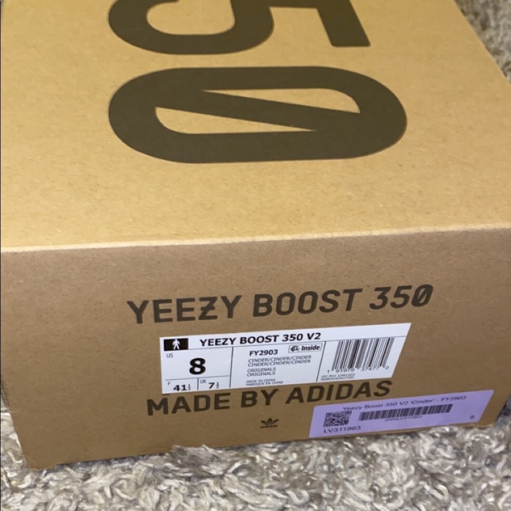 Yeezy Shoes